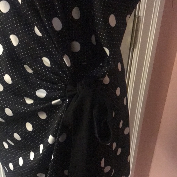 Polka dot side tie top - Picture 2 of 9